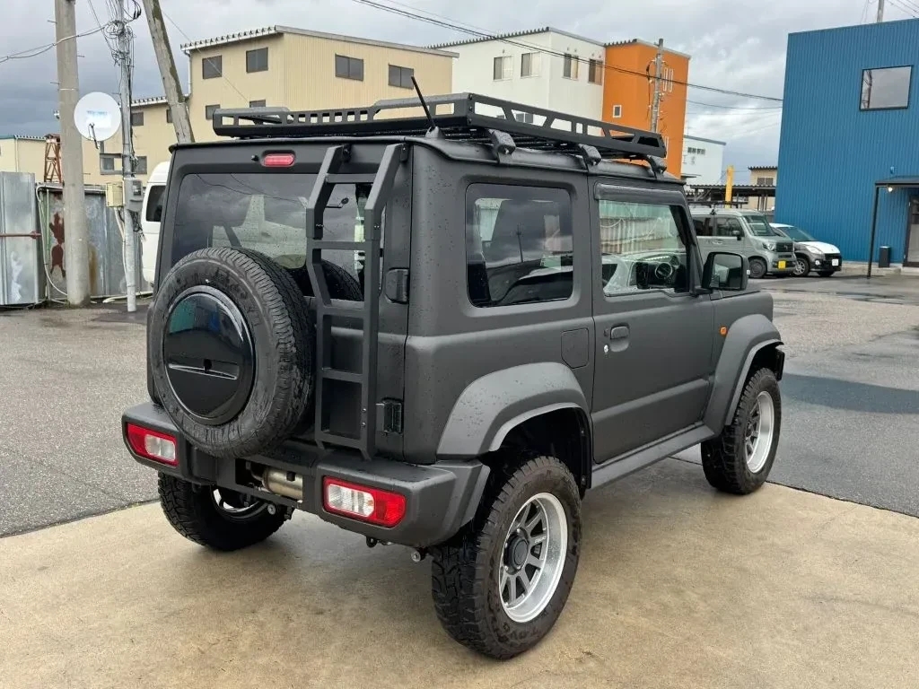 Suzuki Jimny Sierra 2023